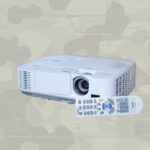 NEC Beamer Projektor M311W HDMI wenig Stunden + Ersatzlampe und diverses Zubehör