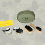 Schuhputzset, oliv, 2 Bürsten, 2x Schuhcreme in Dosen